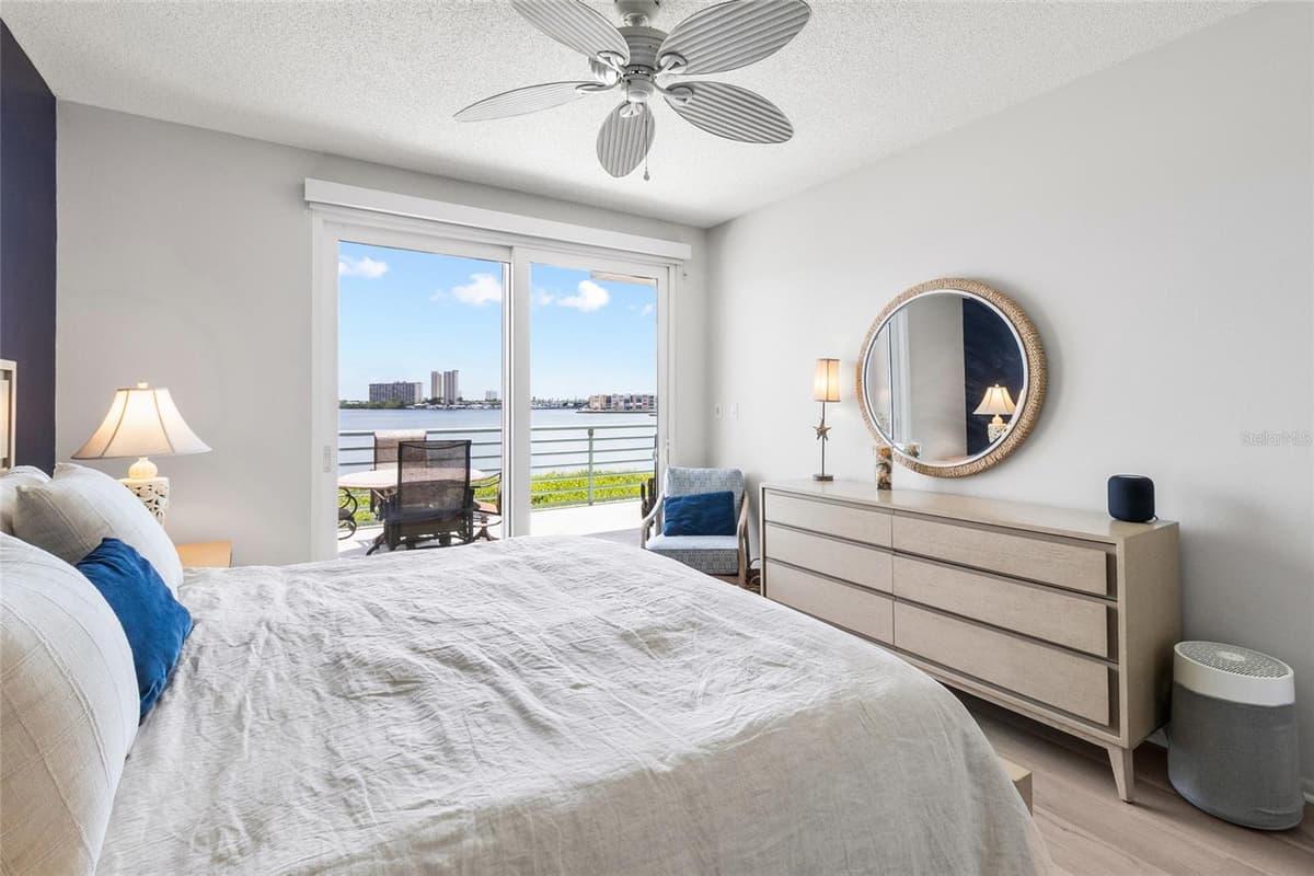 8021 SAILBOAT KEY BOULEVARD — photo 22 of 48
