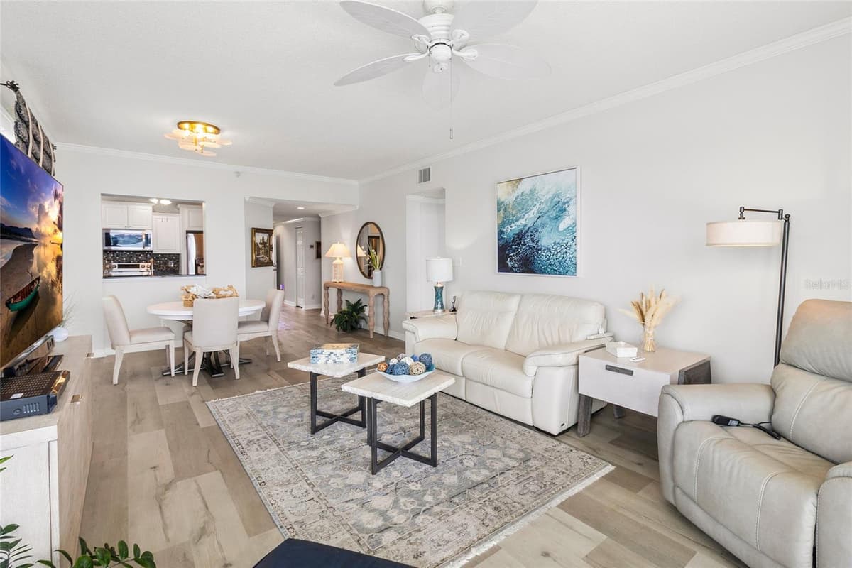 8021 SAILBOAT KEY BOULEVARD — photo 20 of 48