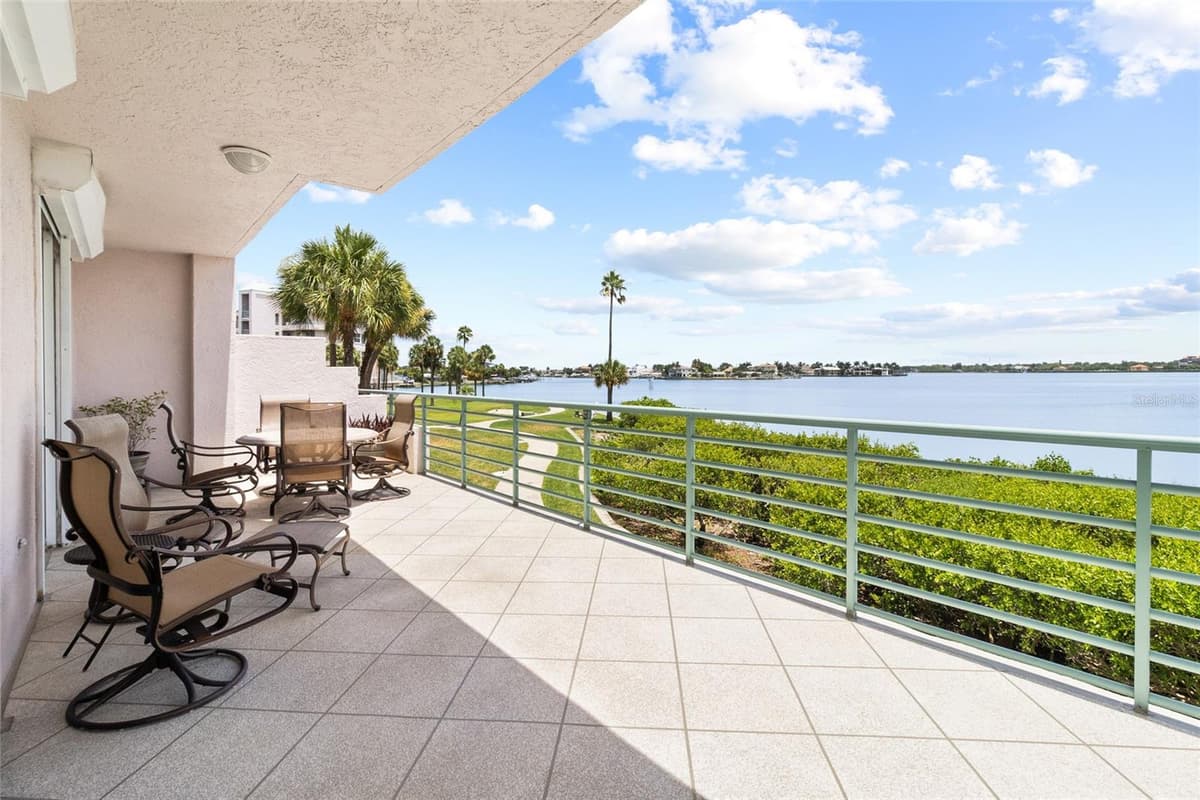 8021 SAILBOAT KEY BOULEVARD — photo 35 of 48