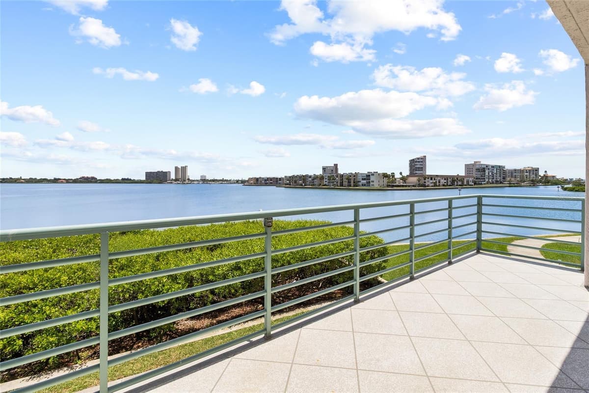 8021 SAILBOAT KEY BOULEVARD — photo 3 of 48
