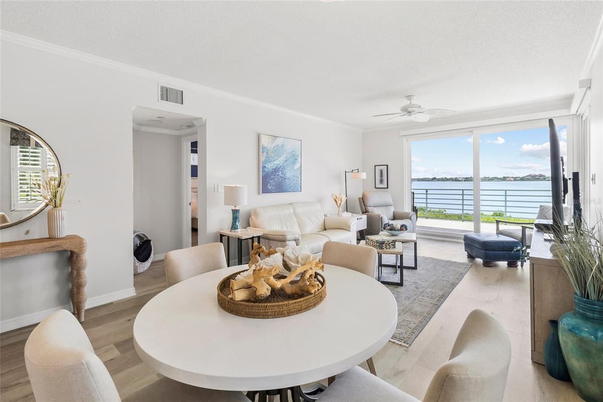 8021 SAILBOAT KEY BOULEVARD — photo 14 of 48