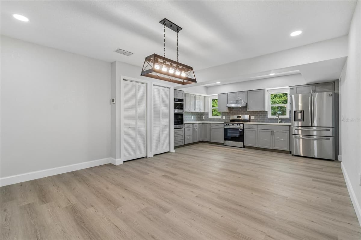 15628 CARLTON LAKE ROAD — photo 15 of 81