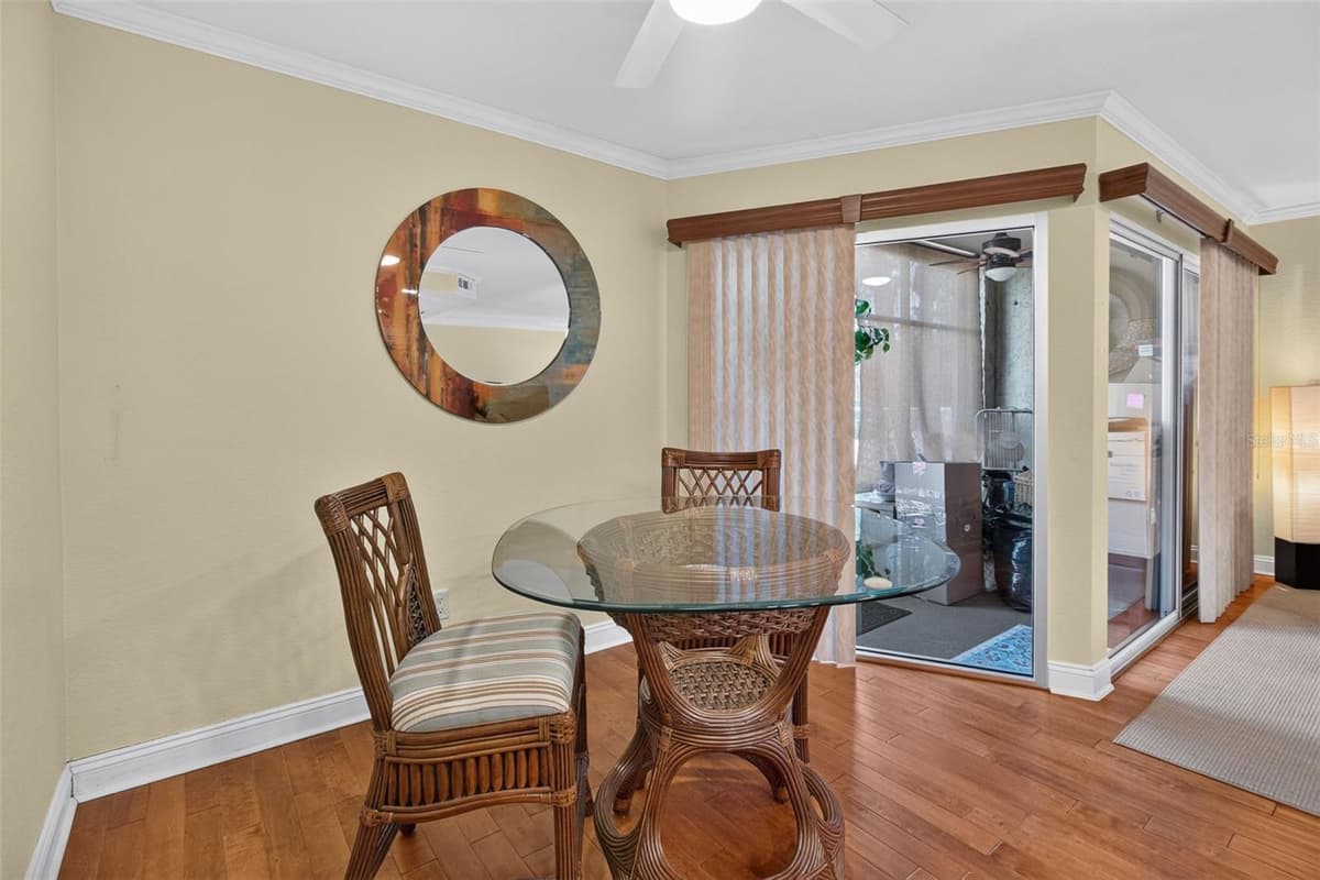 1001 BAYSHORE BOULEVARD — photo 16 of 44