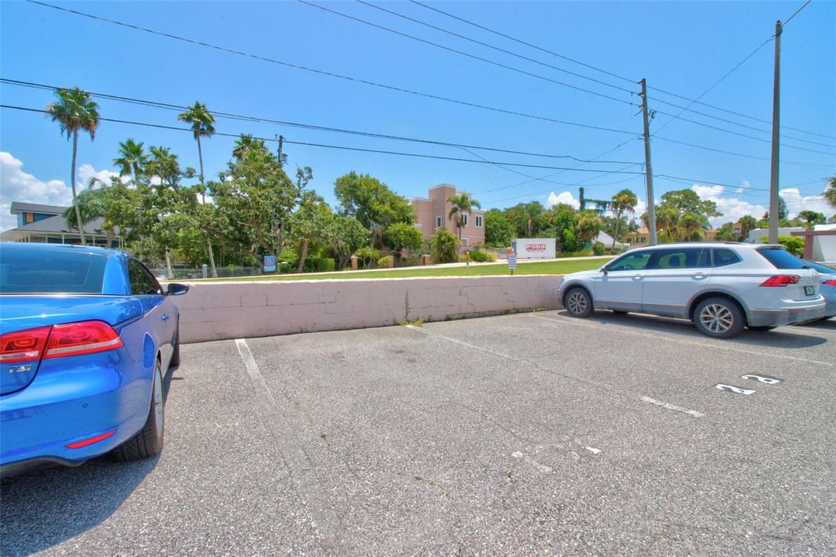 1001 BAYSHORE BOULEVARD — photo 42 of 44