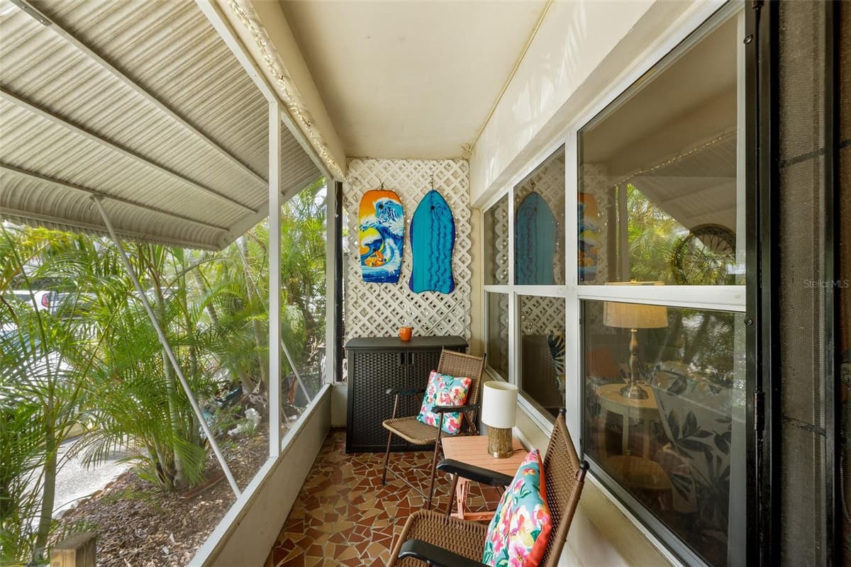 4154 56TH STREET — photo 3 of 19
