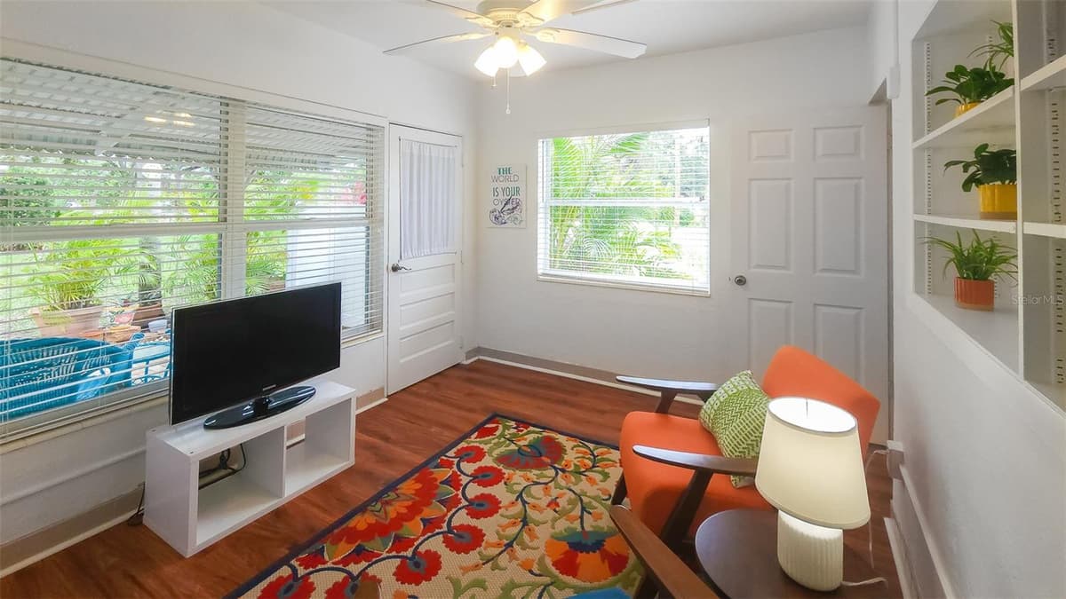 4154 56TH STREET — photo 15 of 19