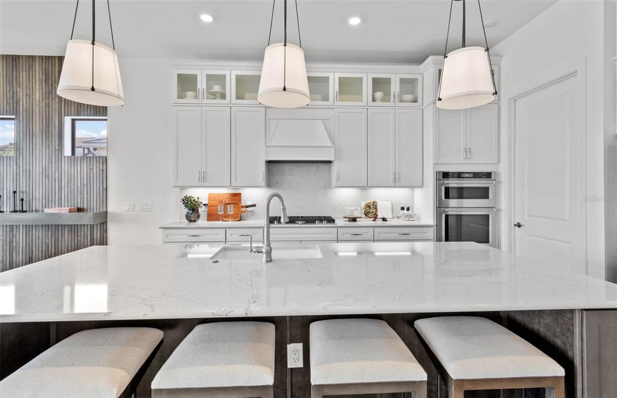 4933 DEL REY COVE — photo 4 of 17