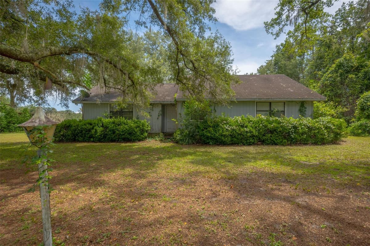 276 TABERNACLE GLEN — photo 1 of 15