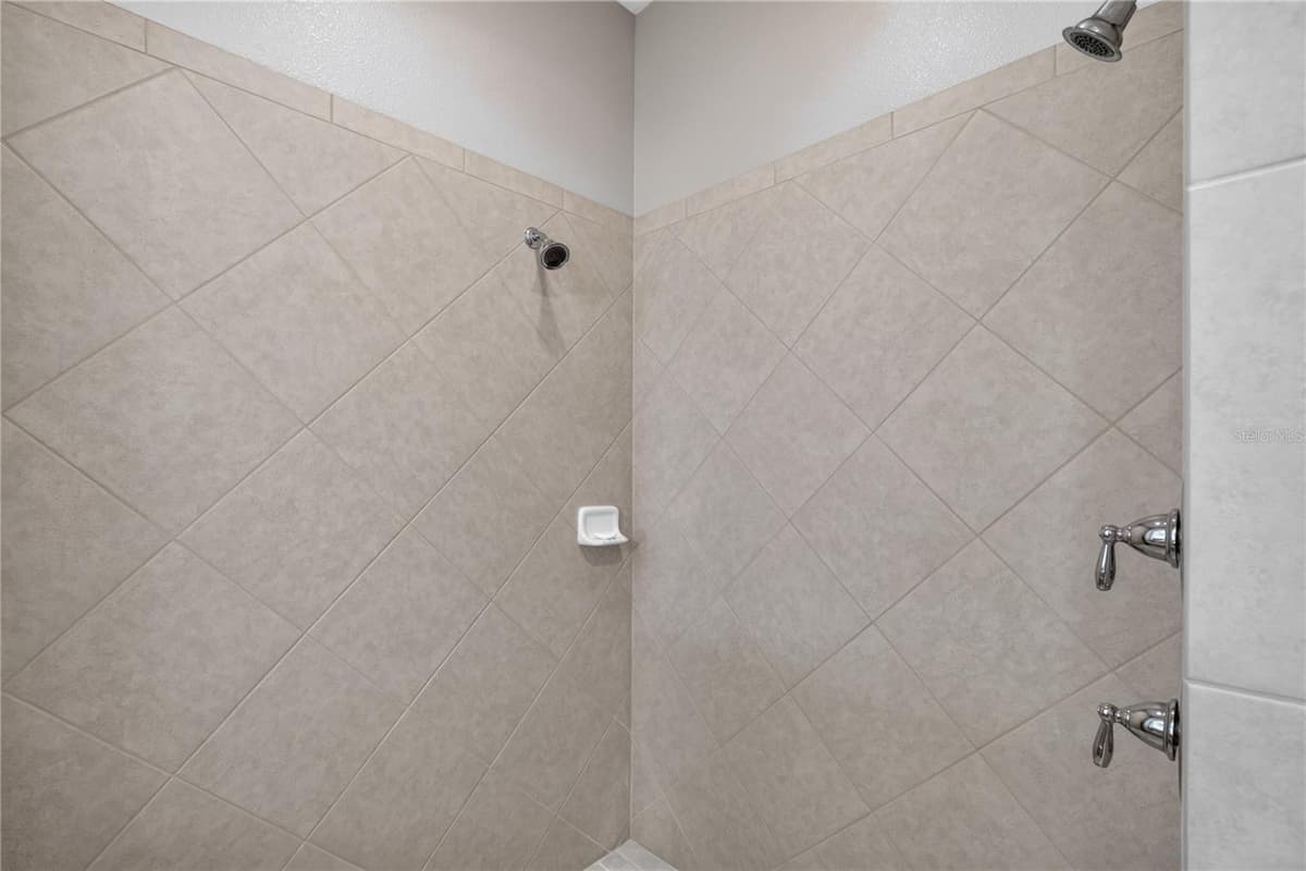 31948 GEOFF WAY — photo 25 of 63