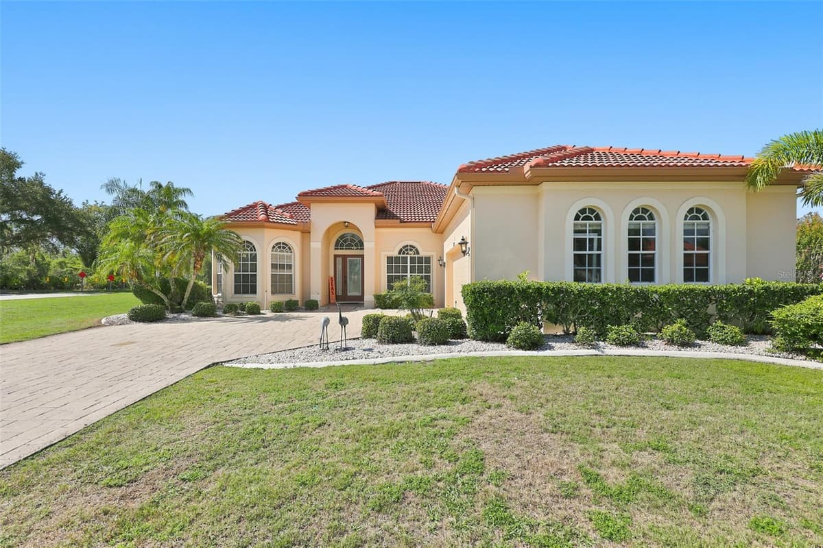 2224 PLATINUM DRIVE — photo 41 of 56