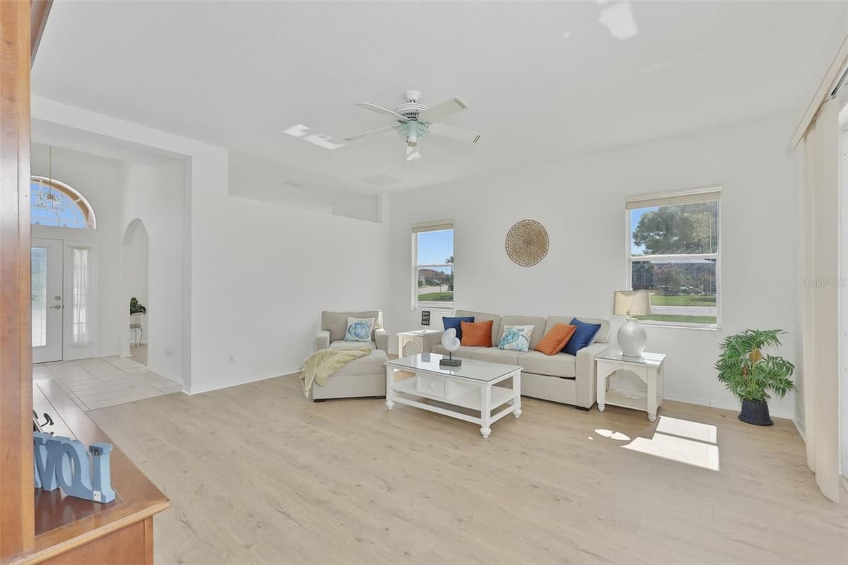 2224 PLATINUM DRIVE — photo 15 of 56