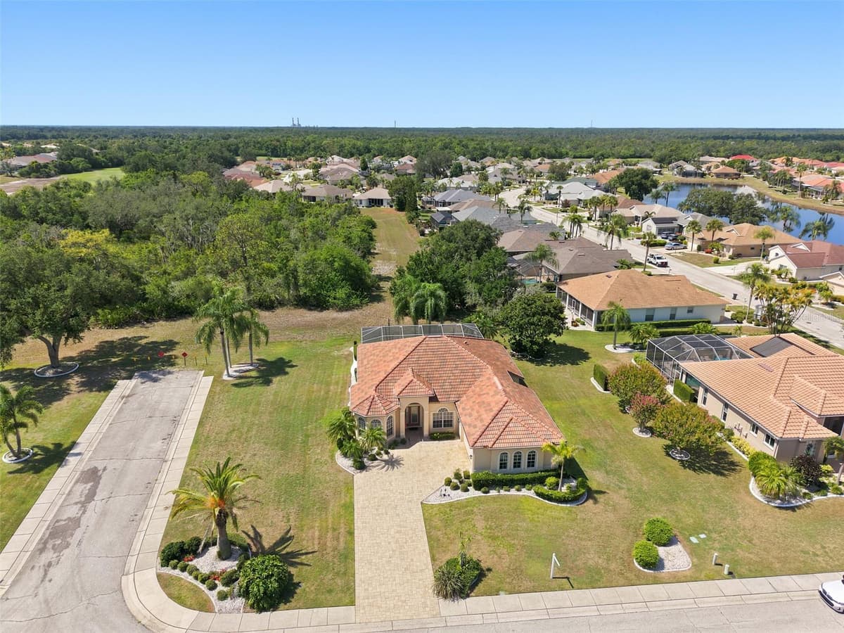2224 PLATINUM DRIVE — photo 42 of 56