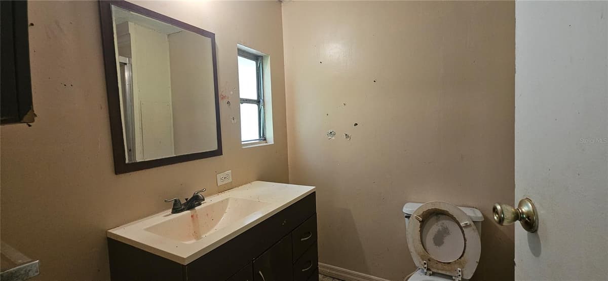 107 APACHE AVENUE — photo 17 of 24
