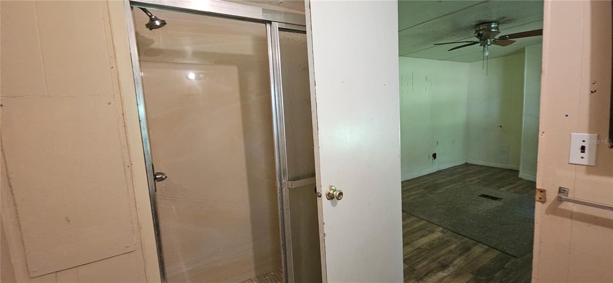 107 APACHE AVENUE — photo 18 of 24