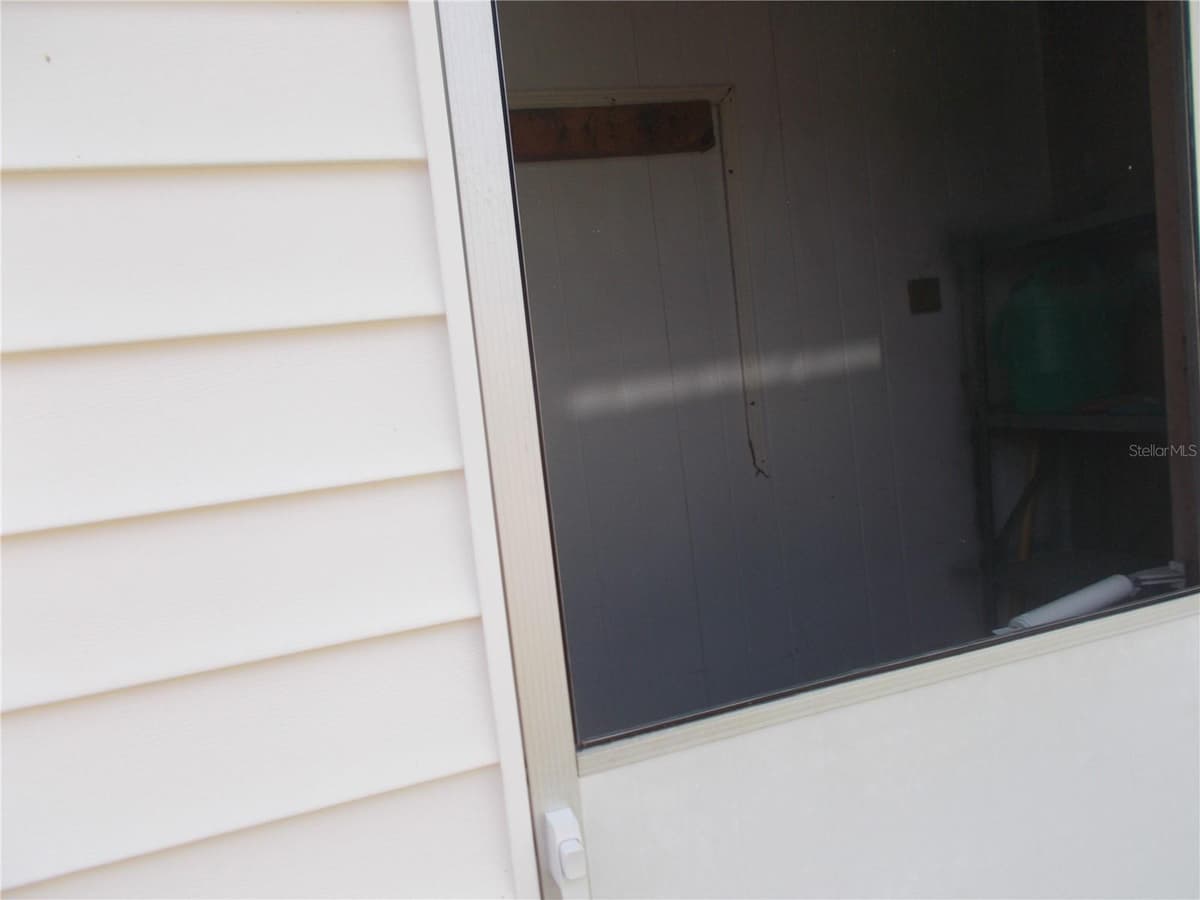 5533 HOLIDAY PARK BOULEVARD — photo 34 of 64
