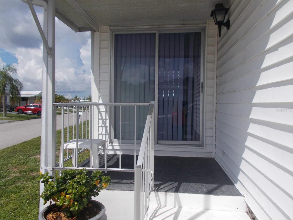 5533 HOLIDAY PARK BOULEVARD — photo 30 of 64