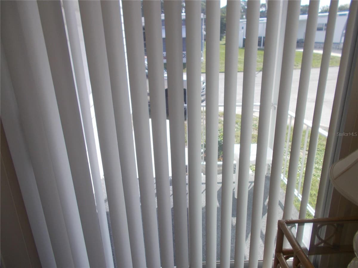 5533 HOLIDAY PARK BOULEVARD — photo 15 of 64
