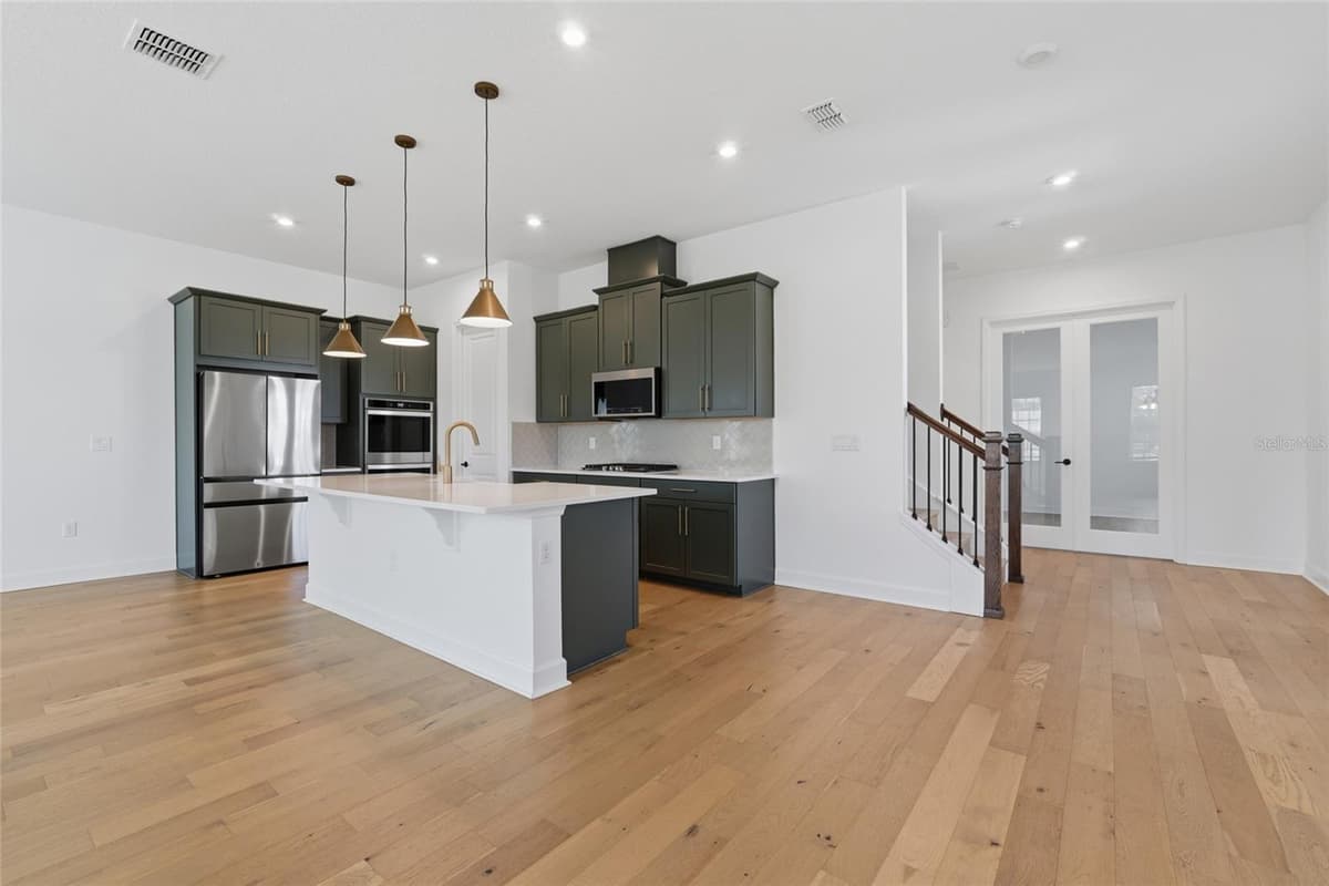 7565 ESTUARY LAKE LOOP — photo 8 of 52
