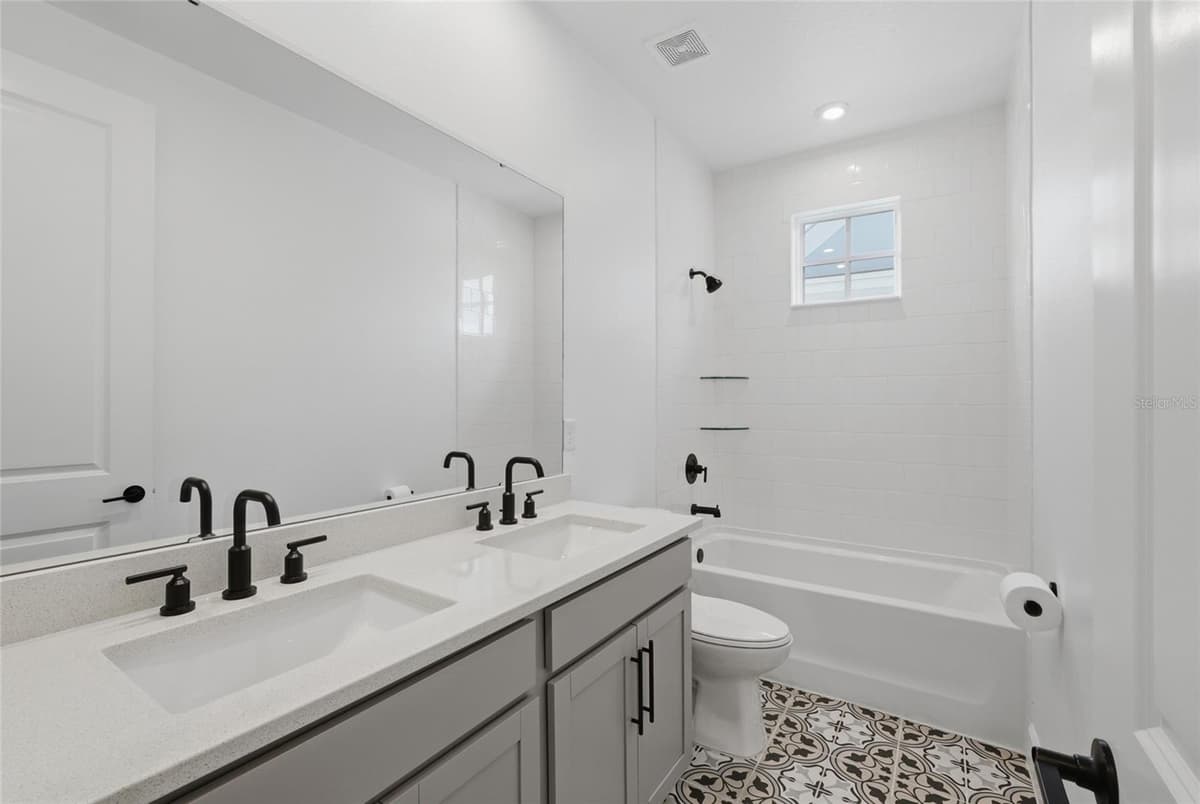 7565 ESTUARY LAKE LOOP — photo 33 of 52