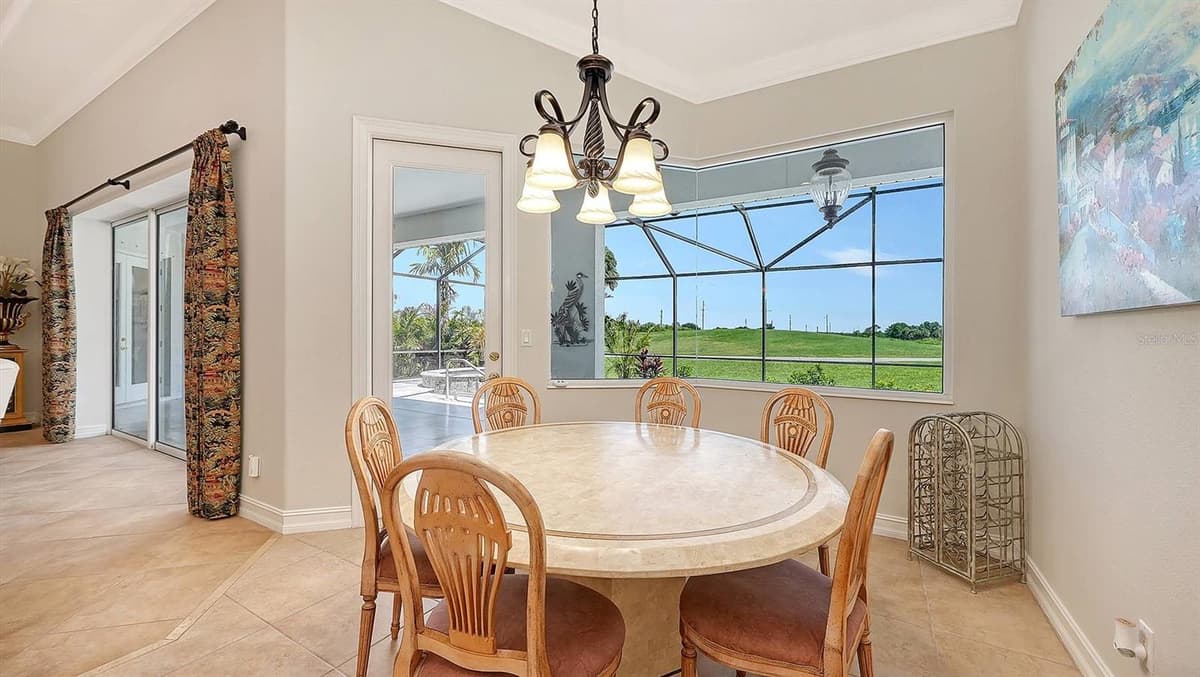 225 PESARO DRIVE — photo 15 of 60