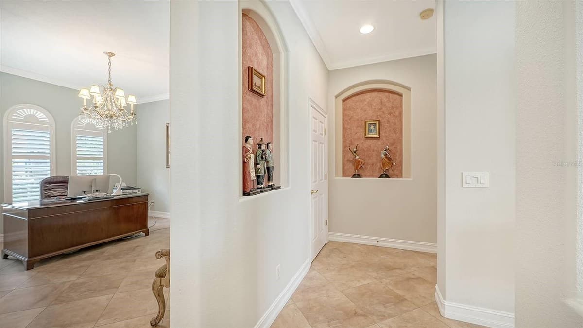 225 PESARO DRIVE — photo 18 of 60