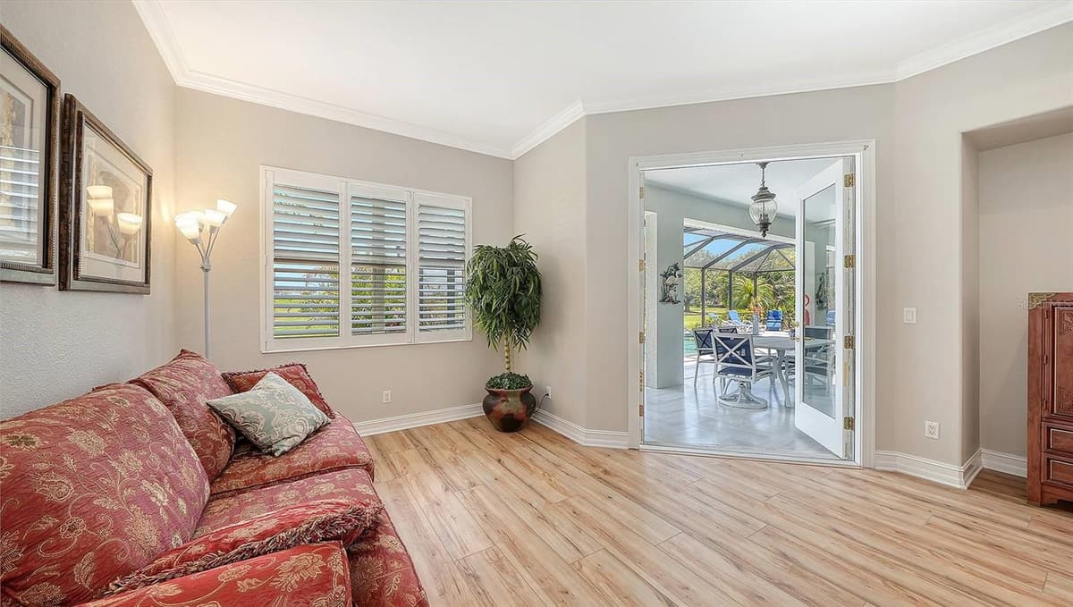 225 PESARO DRIVE — photo 20 of 60