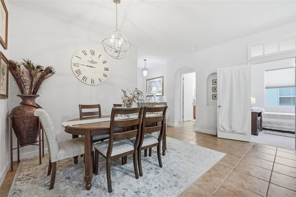 6342 SANDERS GROVE CIRCLE — photo 8 of 44