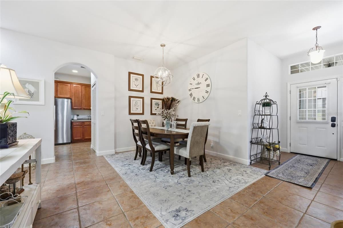 6342 SANDERS GROVE CIRCLE — photo 9 of 44