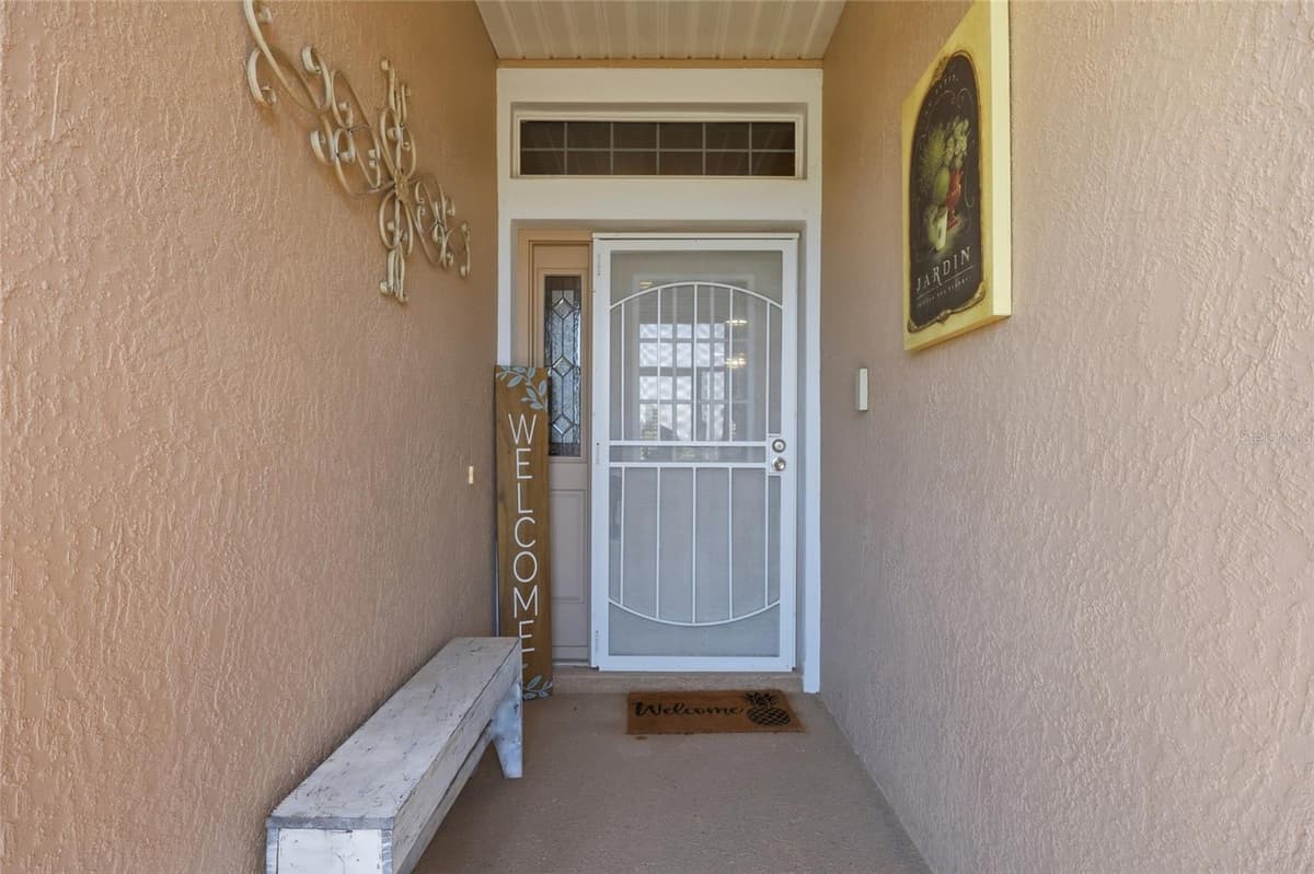 6342 SANDERS GROVE CIRCLE — photo 4 of 44
