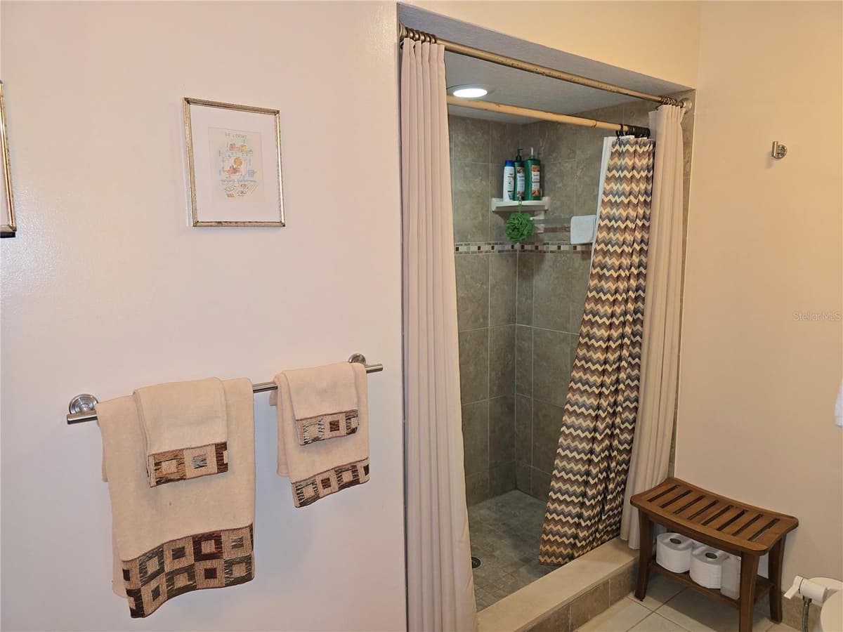 2259 BRANCHWOOD DRIVE — photo 17 of 35
