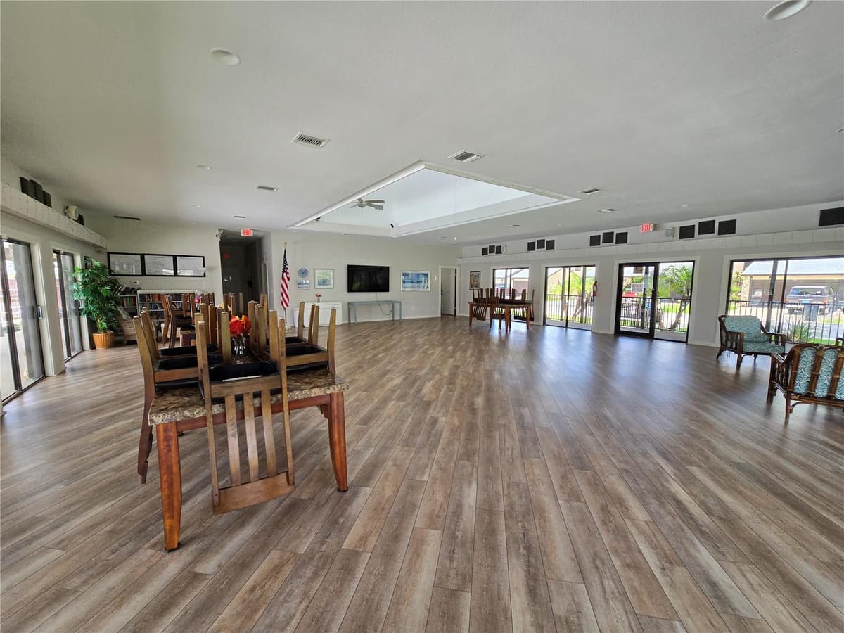 2259 BRANCHWOOD DRIVE — photo 27 of 35