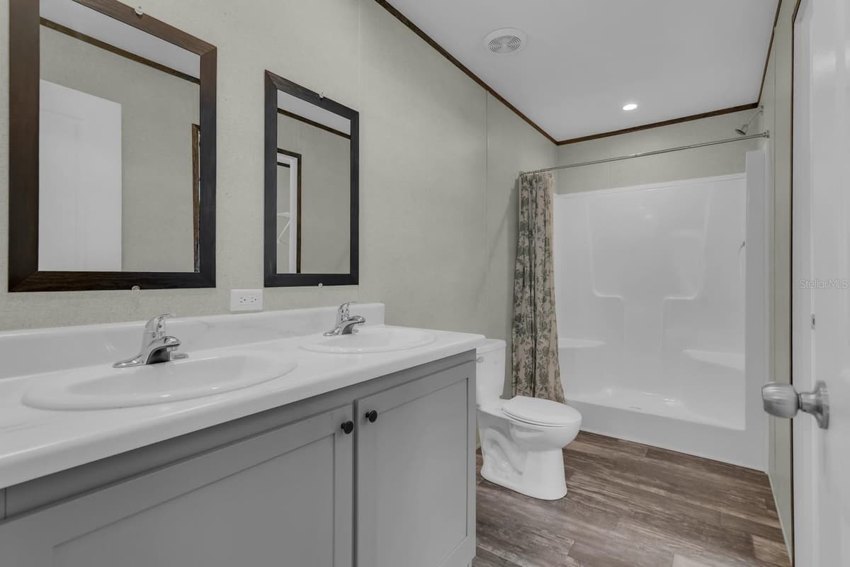 659 ALPINE STREET — photo 9 of 36