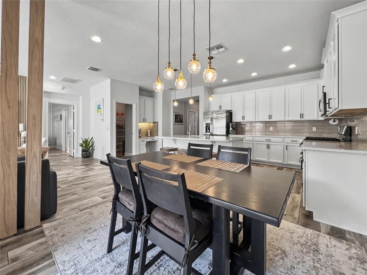 1808 WESTERN TRAILWAY DRIVE — photo 15 of 34