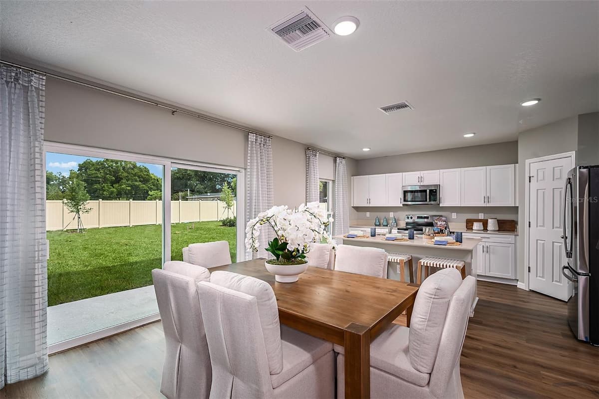 1760 VANILLA STREET — photo 15 of 25