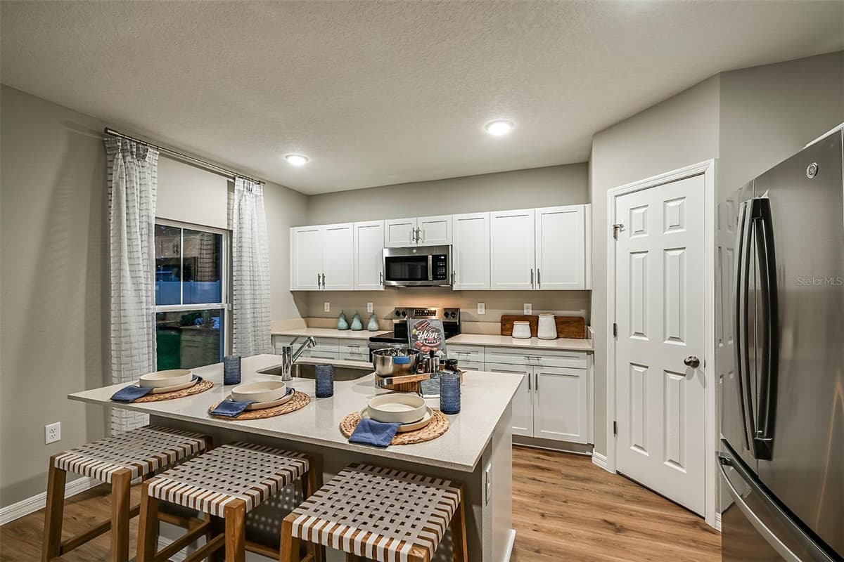 1760 VANILLA STREET — photo 10 of 25