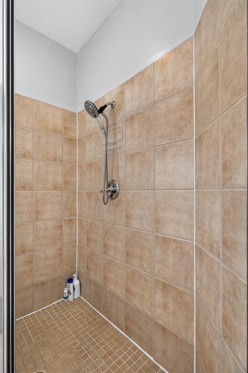 10844 DRAGONWOOD DRIVE — photo 16 of 26