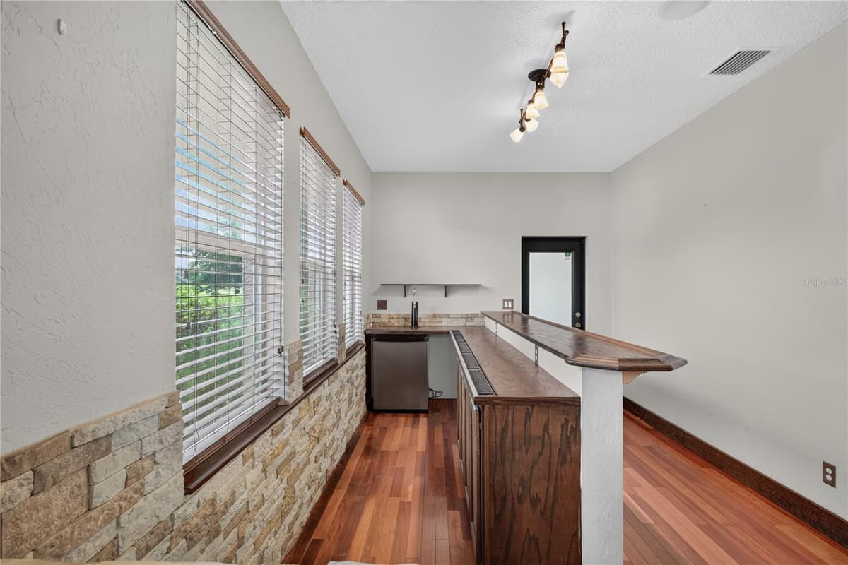 7314 SPRING MOUNTAIN LANE — photo 23 of 68