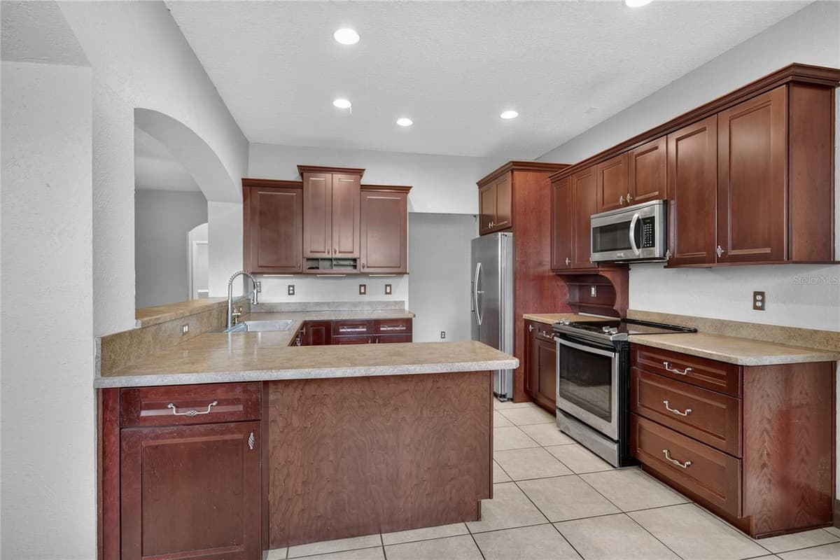 7314 SPRING MOUNTAIN LANE — photo 18 of 68