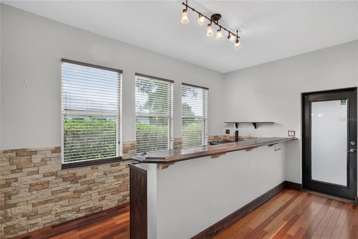 7314 SPRING MOUNTAIN LANE — photo 24 of 68