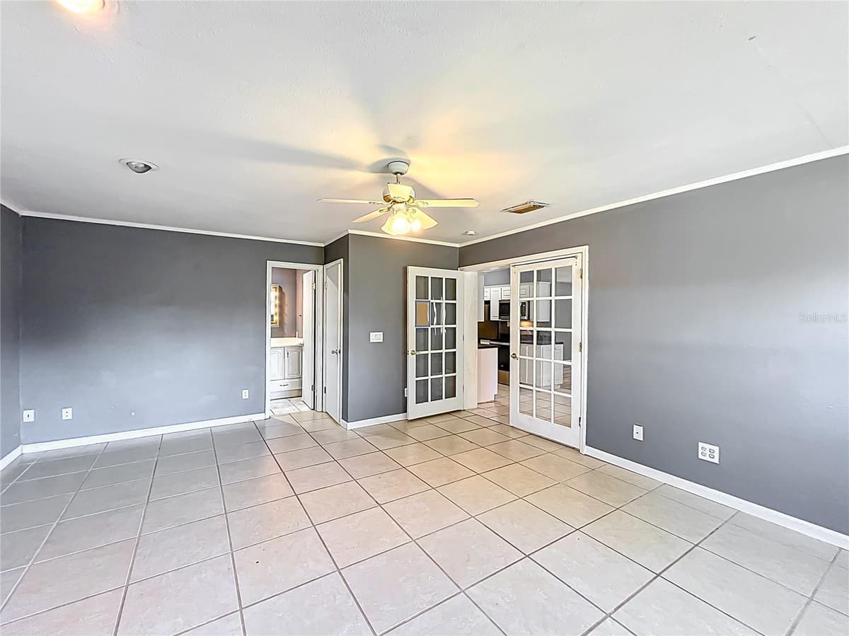 2543 HATHAWAY DRIVE — photo 19 of 27