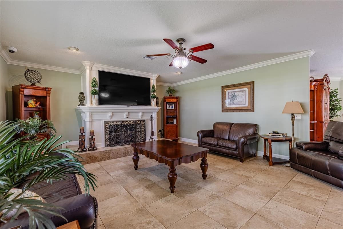 32834 LAKESHORE DRIVE — photo 48 of 86