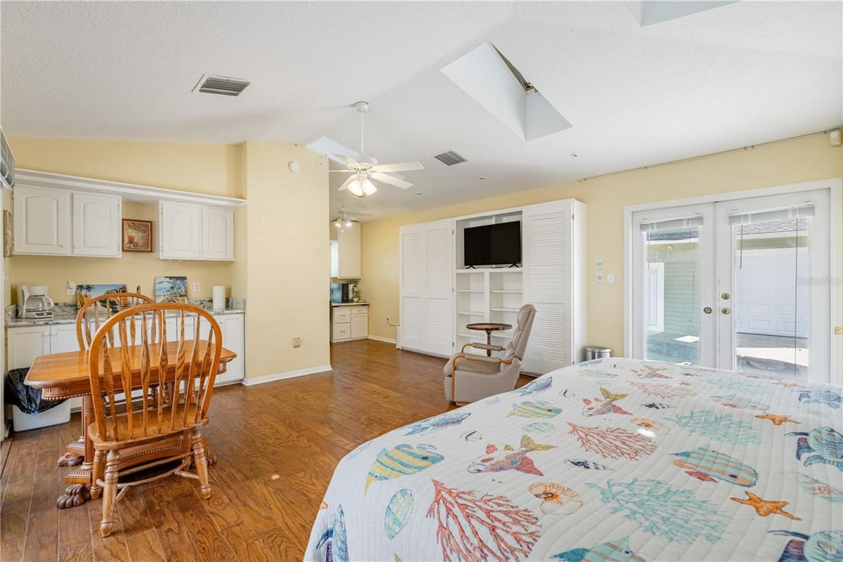 32834 LAKESHORE DRIVE — photo 78 of 86