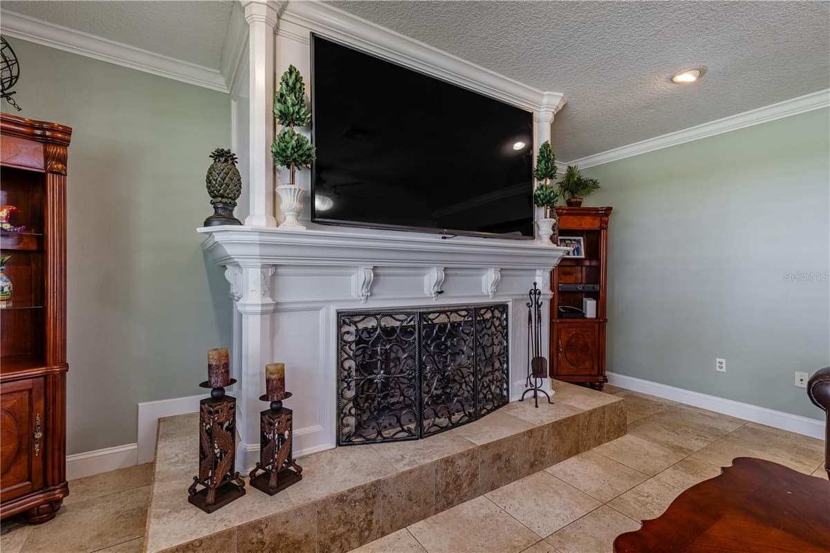 32834 LAKESHORE DRIVE — photo 49 of 86