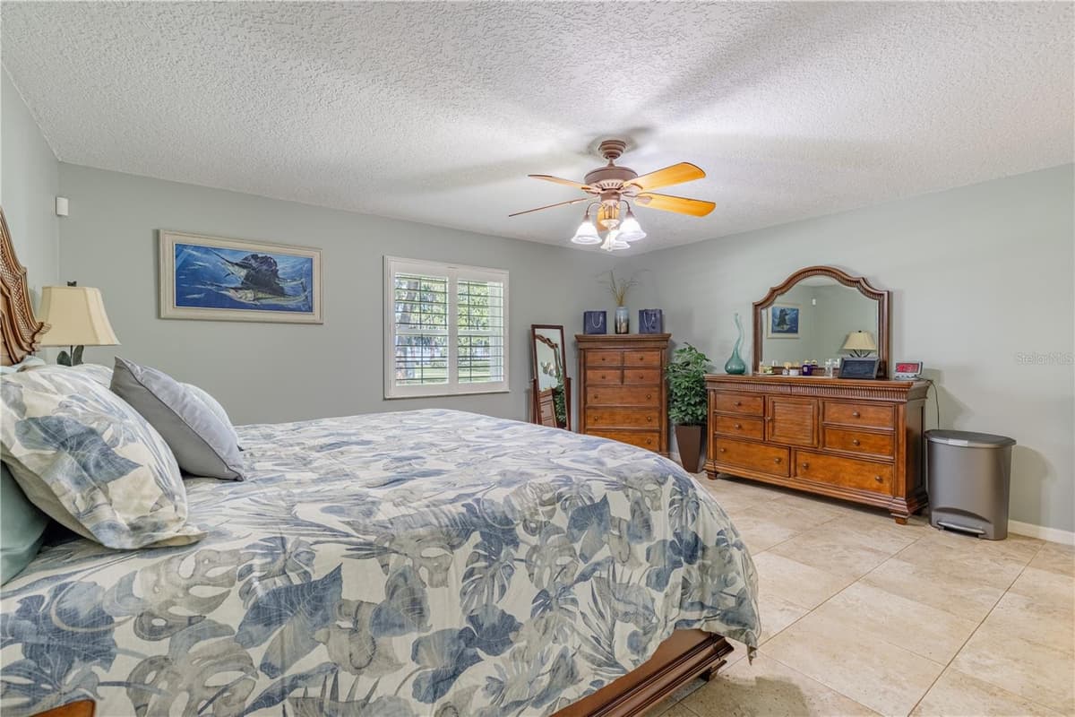 32834 LAKESHORE DRIVE — photo 66 of 86