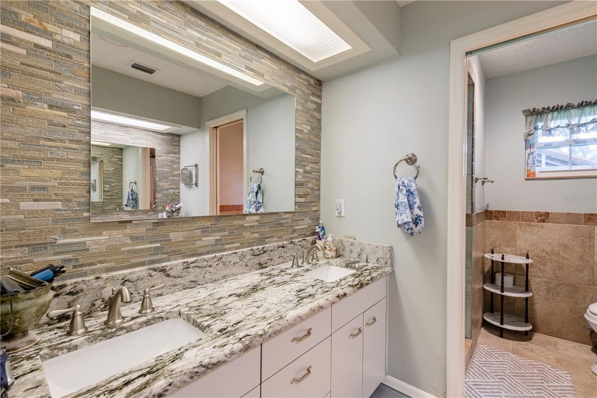 32834 LAKESHORE DRIVE — photo 70 of 86