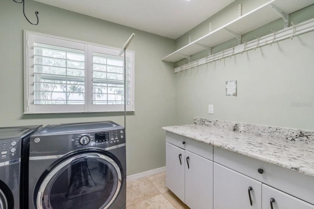 32834 LAKESHORE DRIVE — photo 64 of 86