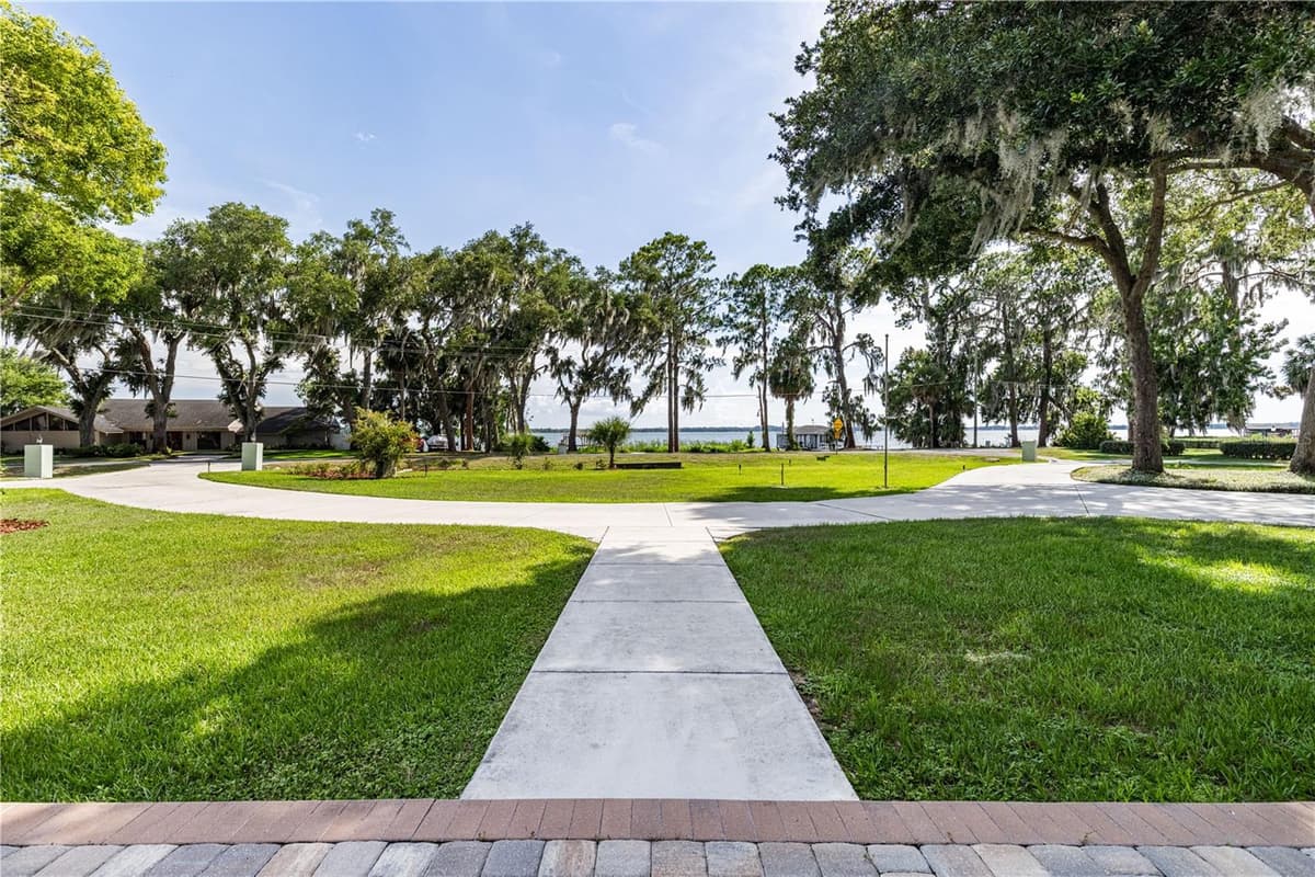 32834 LAKESHORE DRIVE — photo 3 of 86