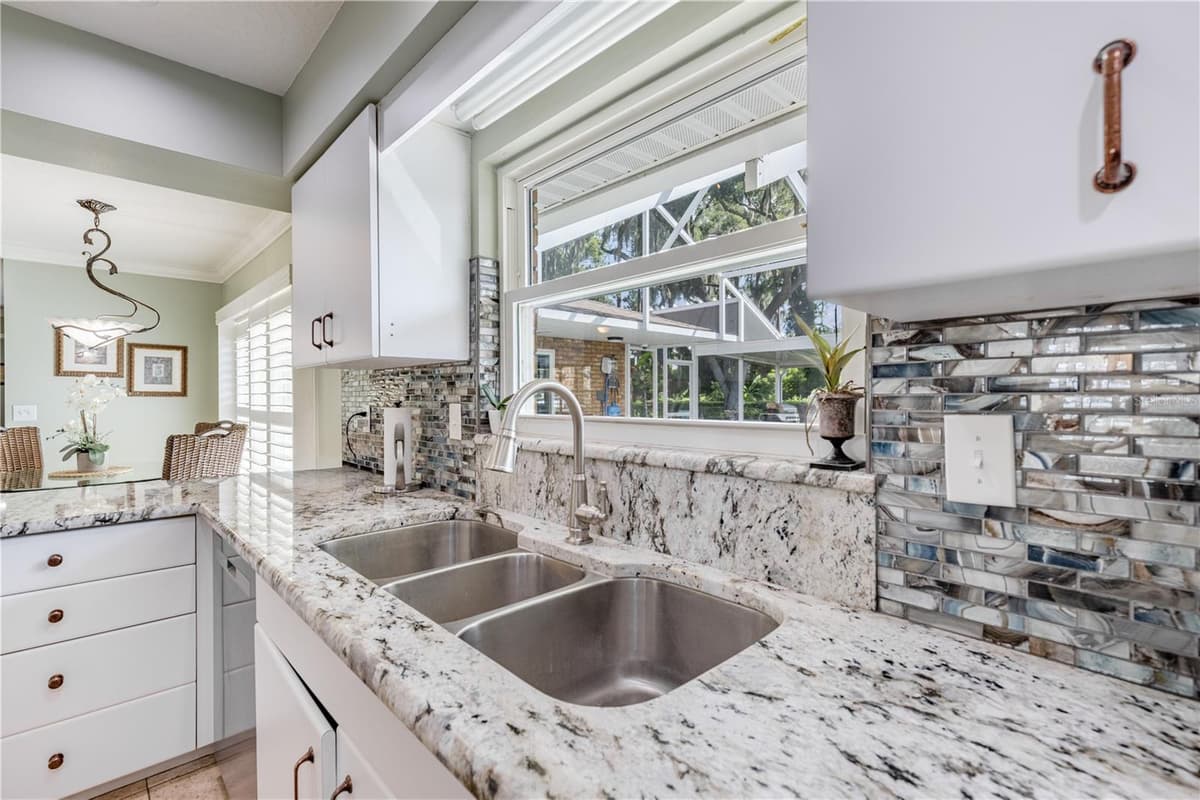 32834 LAKESHORE DRIVE — photo 59 of 86