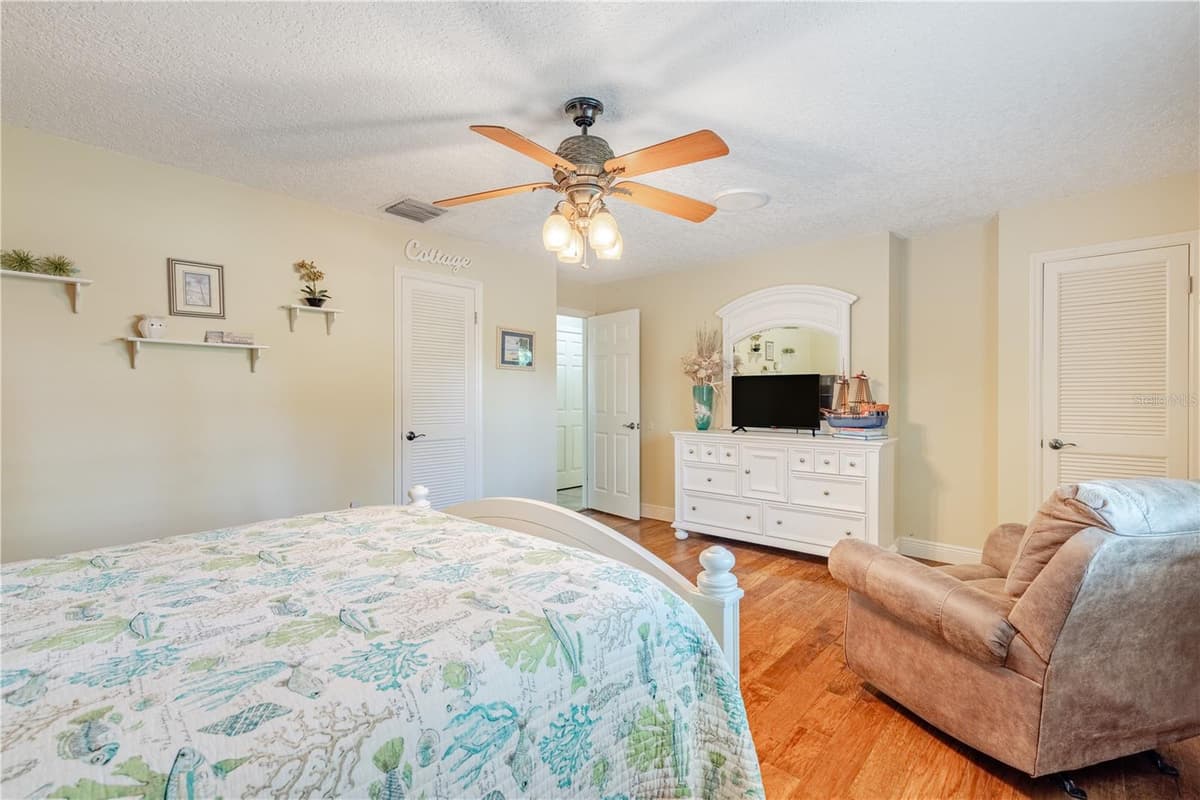 32834 LAKESHORE DRIVE — photo 74 of 86