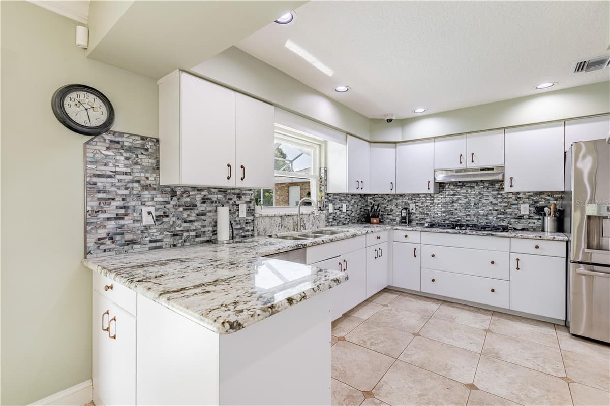 32834 LAKESHORE DRIVE — photo 56 of 86